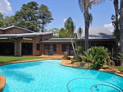 4 Bedroom House For Sale in Centurion - DQ01.webp