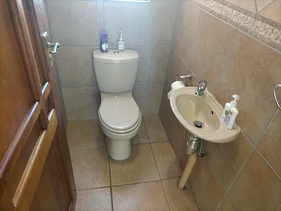 5 Bedroom House For Sale in Akasia - 8uKQ.webp