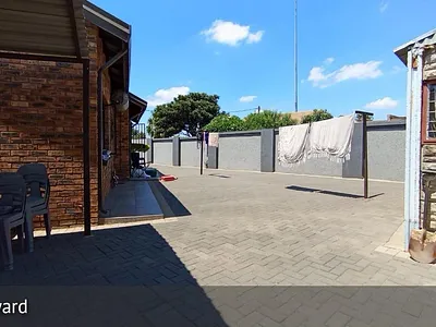 3 Bedroom House For Sale in Soshanguve GG, Soshanguve - U5Za.webp