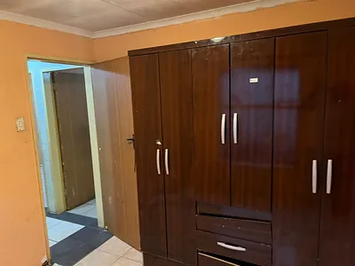 House For Sale in Soshanguve DD, Soshanguve - JZqa.webp