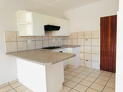 1 Bedroom Apartment For Sale in Roodepoort - GfgK.webp