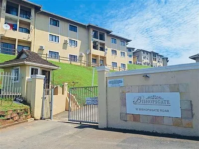 3 Bedroom Townhouse For Sale in Phoenix - img