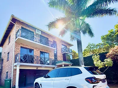 4 Bedroom House For Sale in Umhlanga - H7ts.webp