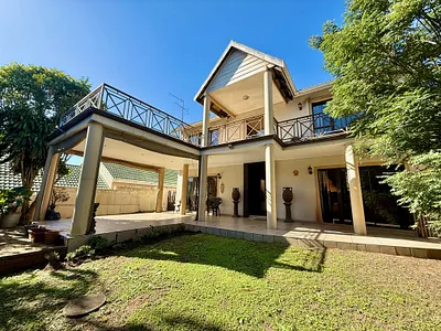 4 Bedroom House For Sale in Umhlanga - 5bhv.webp