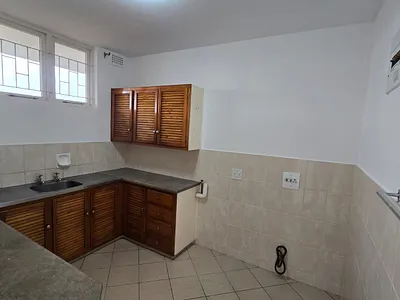 1 Bedroom Apartment For Sale in Pinetown - 68Jx.webp