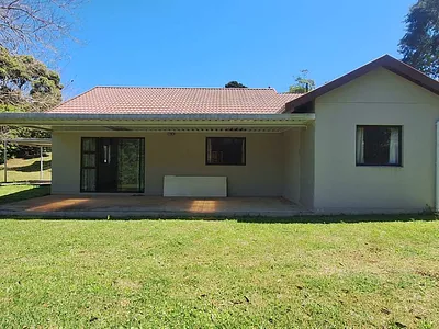 2 Bedroom House To Rent in Hillcrest - vegA.webp