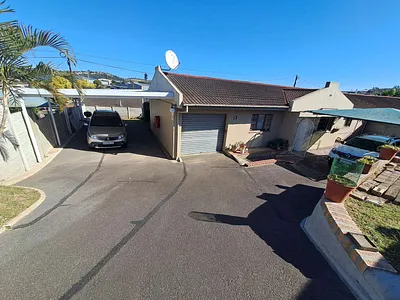 3 Bedroom Townhouse For Sale in Queensburgh - HEPq.webp
