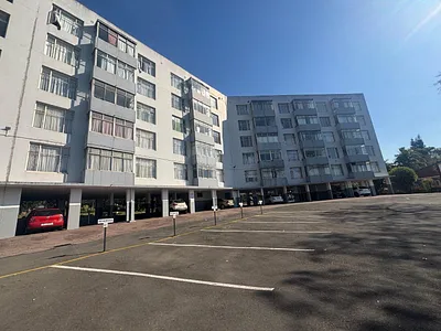 1 Bedroom Apartment For Sale in Pinetown - gHxR.webp