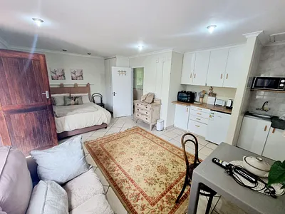 0.5 Bedroom Apartment To Rent in Hillcrest - img