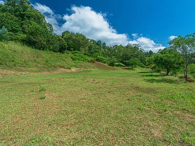 Vacant Land For Sale in Kloof - e6In.webp