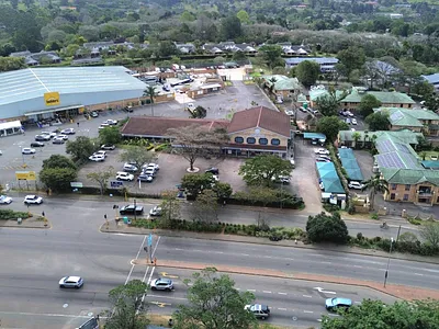 Commercial Property To Rent in Hillcrest - img