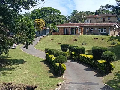 4 Bedroom House To Rent in Pinetown - KBtq.webp