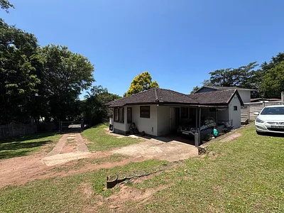 3 Bedroom House For Sale in Queensburgh - ZoIn.webp