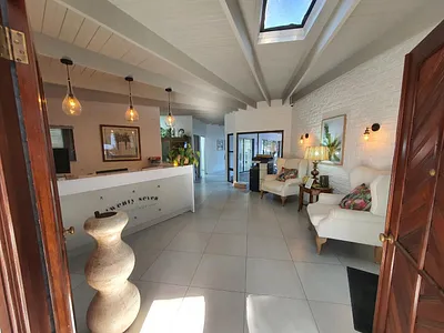 Commercial Property To Rent in Kloof - mI4N.webp