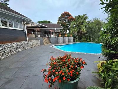 3 Bedroom House For Sale in Kloof - 44xf.webp