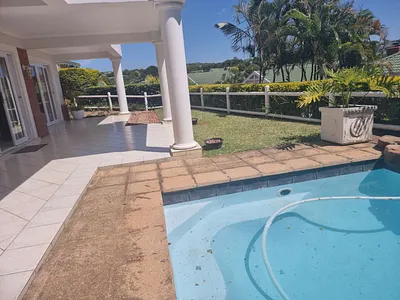 4 Bedroom Townhouse For Sale in Mount Edgecombe - img