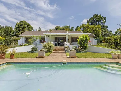 3 Bedroom House For Sale in Hillcrest - img