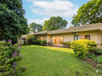 2 Bedroom Townhouse For Sale in Waterfall, Hillcrest - i9cT.webp