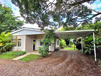 3 Bedroom Townhouse For Sale in Waterfall, Hillcrest - 7ryG.webp