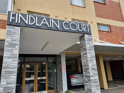 2 Bedroom Apartment For Sale in Queensburgh - ZojK.webp