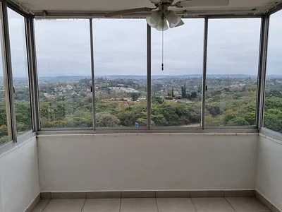 2 Bedroom Apartment For Sale in Queensburgh - tSDV.webp