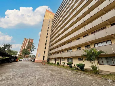 2 Bedroom Apartment For Sale in Pinetown - EySL.webp