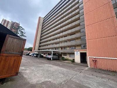 2 Bedroom Apartment For Sale in Pinetown - M8Hm.webp