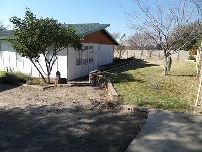 2 Bedroom House For Sale in Venterstad - img