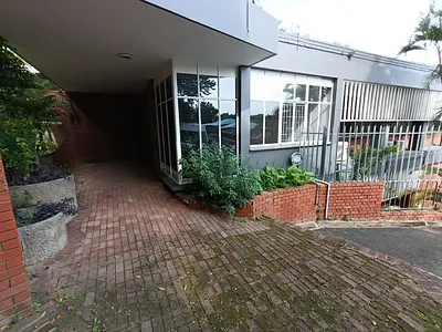 Commercial Property To Rent in Pinetown - img