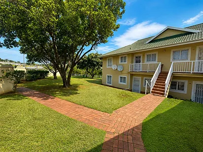 2 Bedroom Apartment For Sale in Mount Edgecombe - WVaf.webp