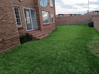 2 Bedroom Townhouse For Sale in Centurion - img