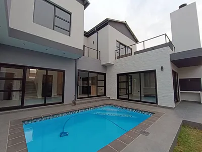 4 Bedroom House For Sale in Centurion - CS12.webp