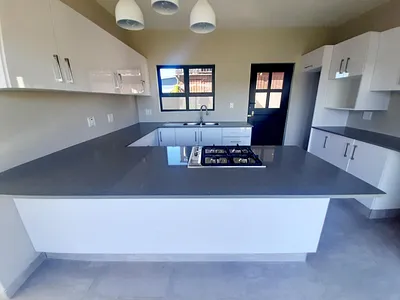 3 Bedroom House For Sale in Palm Lakes Estate, Ballito - 2ZMG.webp