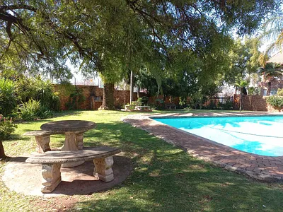2 Bedroom Apartment For Sale in Centurion - OMEh.webp