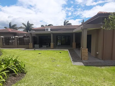 4 Bedroom House To Rent in Palm Lakes Estate, Ballito - rUXG.webp