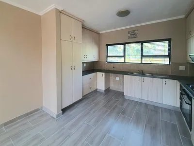 2 Bedroom Apartment To Rent in Palm Lakes Estate, Ballito - myaM.webp