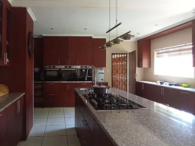 5 Bedroom House For Sale in Centurion - mG55.webp