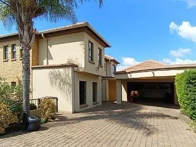 4 Bedroom House For Sale in Centurion - Lvyz.webp