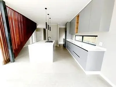 4 Bedroom House To Rent in Palm Lakes Estate, Ballito - PMc7.webp