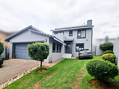 3 Bedroom House For Sale in Olympus AH, Pretoria - KGqO.webp