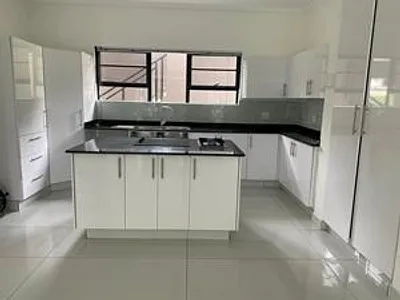 3 Bedroom Apartment For Sale in Palm Lakes Estate, Ballito - kPEa.webp