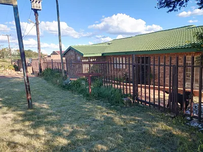 3 Bedroom House For Sale in Vanderbijlpark - 9sFo.webp