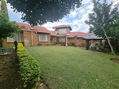 3 Bedroom House For Sale in Pretoria - 7l4L.webp