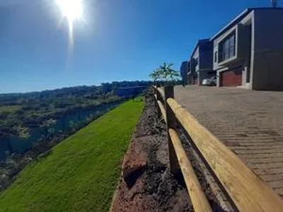 3 Bedroom Townhouse To Rent in Palm Lakes Estate, Ballito - mqDq.webp