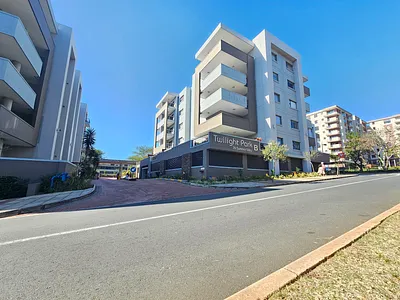 2 Bedroom Apartment For Sale in Umhlanga - img