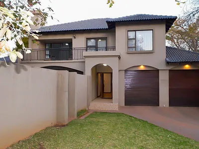 4 Bedroom House For Sale in Pretoria - img
