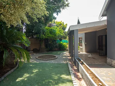 3 Bedroom Townhouse To Rent in Rustenburg - img