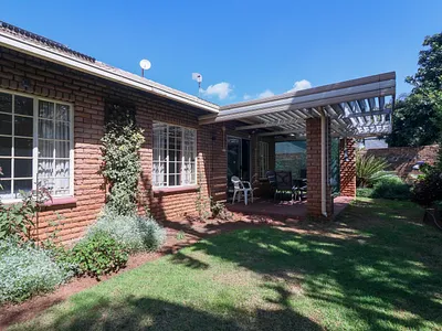 3 Bedroom House For Sale in Pretoria - qyUU.webp