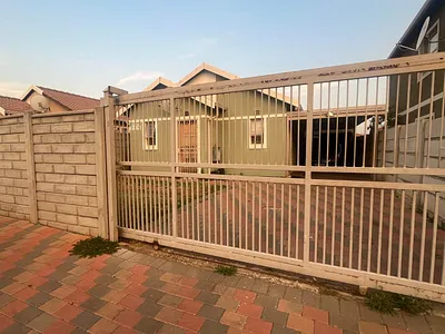 2 Bedroom House For Sale in Alberton - CoVy.webp