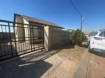 2 Bedroom House For Sale in Germiston - lQOU.webp